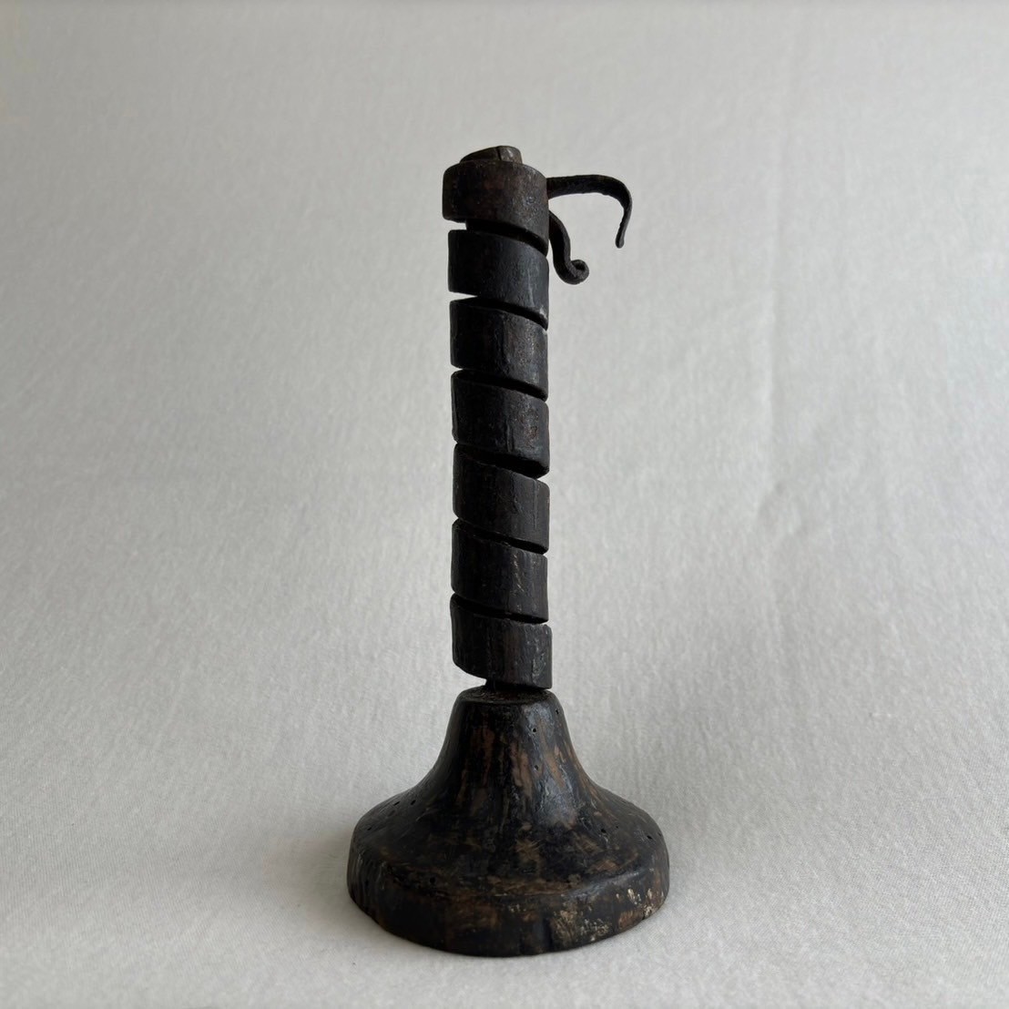 アンティーク　象のキャンドルスタンド　レトロ　金物 Amazon.co.jp: ヴィンテージ 象のキャンドルスタンド レトロ